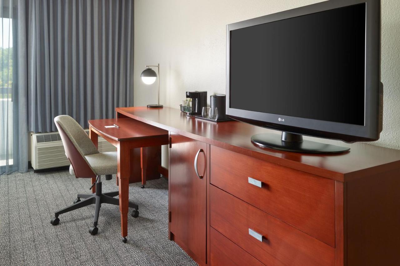 Hotel Courtyard By Marriott Atlanta Executive Park/Emory Exterior foto