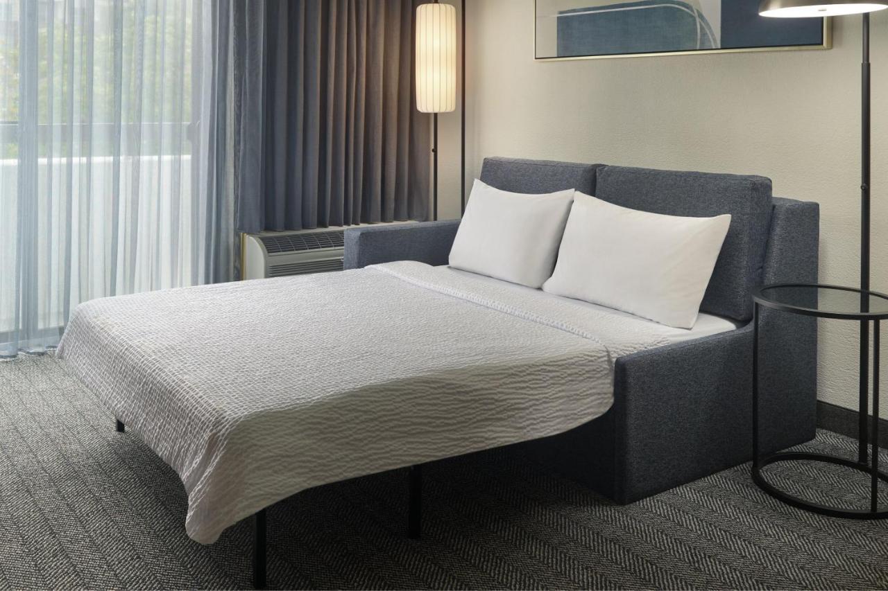 Hotel Courtyard By Marriott Atlanta Executive Park/Emory Exterior foto